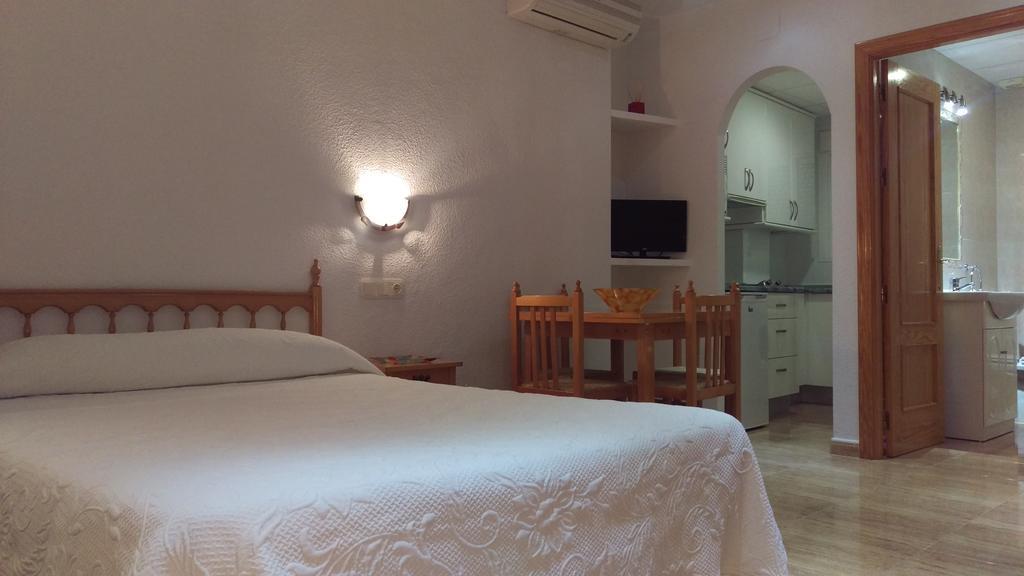 Apartamentos Berlin Сан-Педро-дель-Пінатар Екстер'єр фото